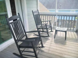 Beach Breezes - 4 Br Home