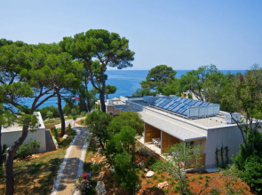 Isabella Island Miramare Suites & Villas