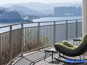 Dali  Hillside Sea View Resort
