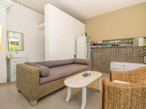 OYO 3200 Anza Hotel