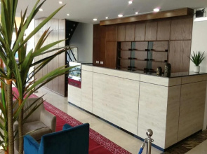 Yan Apartments Hotel