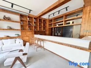 The most affordable accommodation that provides 24-hour free oxygen inhalation and floor heating