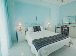 Kyparissia Blue