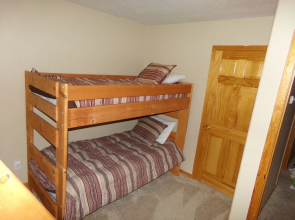 Prospector Village 5 Bed 4 Bath