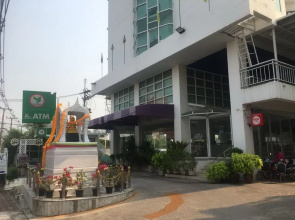 V Verve Service Apartment Hotel