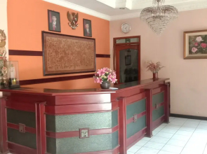 OYO 1751 Hotel Trihadhi