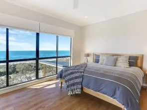 Castaways Beach Escape
