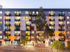Mont Clare Boutique Apartments