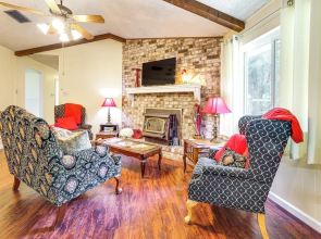 5 Mi to New Braunfels: Family-friendly Retreat