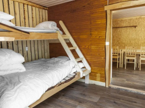 Peace and Privacy Travel - Aulanko Lake Hide-out