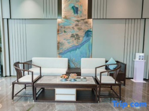 TILL BRIGHT Hotel (Yueyang Huarong  Branch)