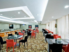 J. Real Residence Suites