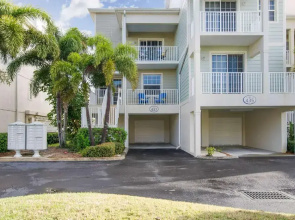 437 Little Harbor