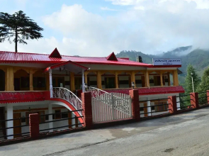 Hotel Burans And Restaurant