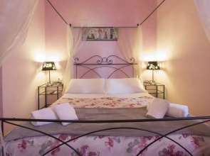 Ridolfi Guest House