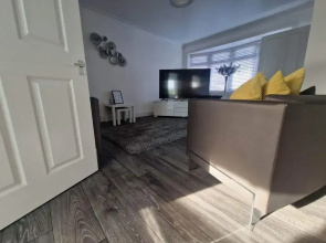 Cozy Shotts House With 2 Bedrooms