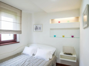 Apartment 18