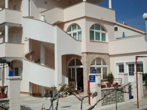 Apartments Jakovčev