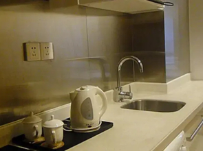 Private-Enjoyed Home Apt. of R&F Wales Apartment