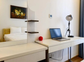 1 Bedroom Apartment Landmark 6