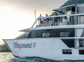 Shayamanzi Houseboats