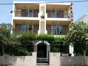 Karis Hotel