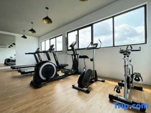 Youth City Residence Family Suite KLIA AEON Mall Nilai USIM