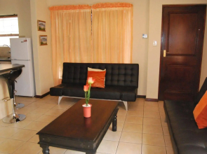 Cape Wine Route Guesthouse