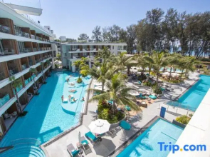 189/267 3BR Beachfront Pool View