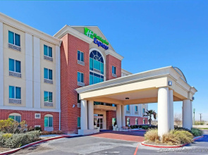 Holiday Inn Express & Suites San Antonio-West-SeaWorld Area by IHG