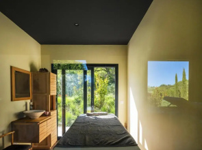 Studio avec piscine partagee jardin clos et wifi a Forcalquier