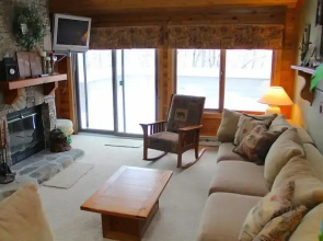 Seven Springs Sunridge 2 BR Condo - Pet Friendly! by RedAwning