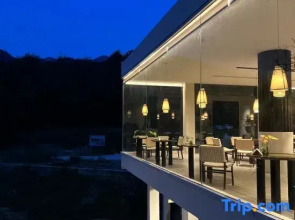 Xuan'an Resort Hotel (Moon Bay Scenic Area)