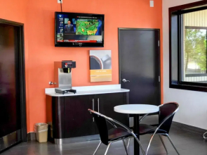 Sky Palace Inn & Suites by Jasper Beeville