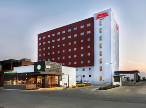 Hampton Inn & Suites by Hilton Salamanca