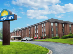 Days Inn by Wyndham Westminster
