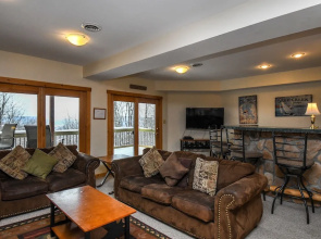 Splash Mountain 6 Bedroom House