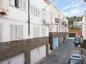 Akira Flats Cadaqués Apartments