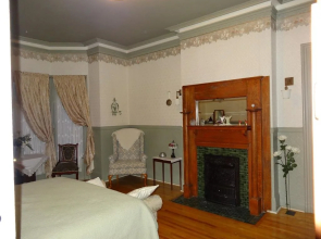 A Tanners Home Inn Bed and Breakfast