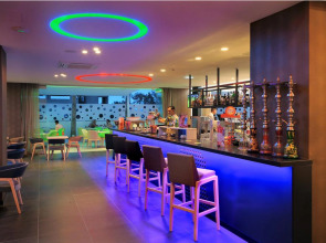 Отель Nelia Beach