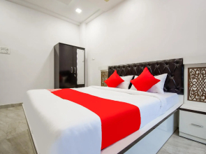 OYO Flagship 63032 Mariyam Service Apartments
