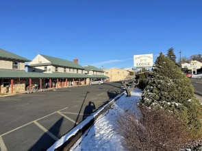 Rugged Country Lodge