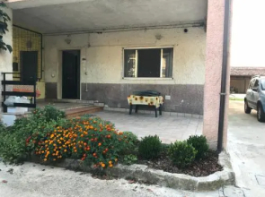Iezza Residence