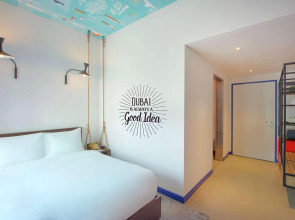 Hampton by Hilton Dubai Al Seef 