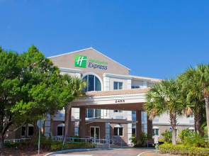 Holiday Inn Express & Suites West Palm Beach Metrocentre by IHG