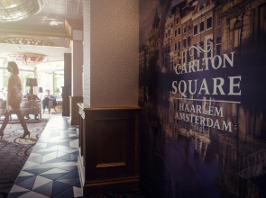 Carlton Square Hotel