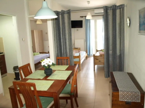 Nakis Apartment Studio