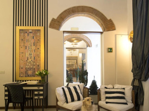 De La Pace, Sure Hotel Collection by Best Western