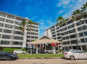 The Royal Gems Golf Resort