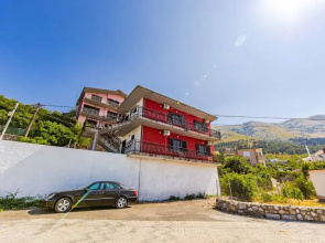 Red House 1 in Shkoder